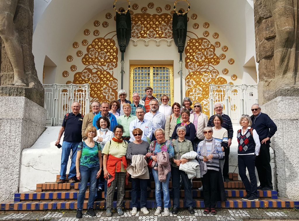 Konditionsgruppe auf der Mathildenhöhe