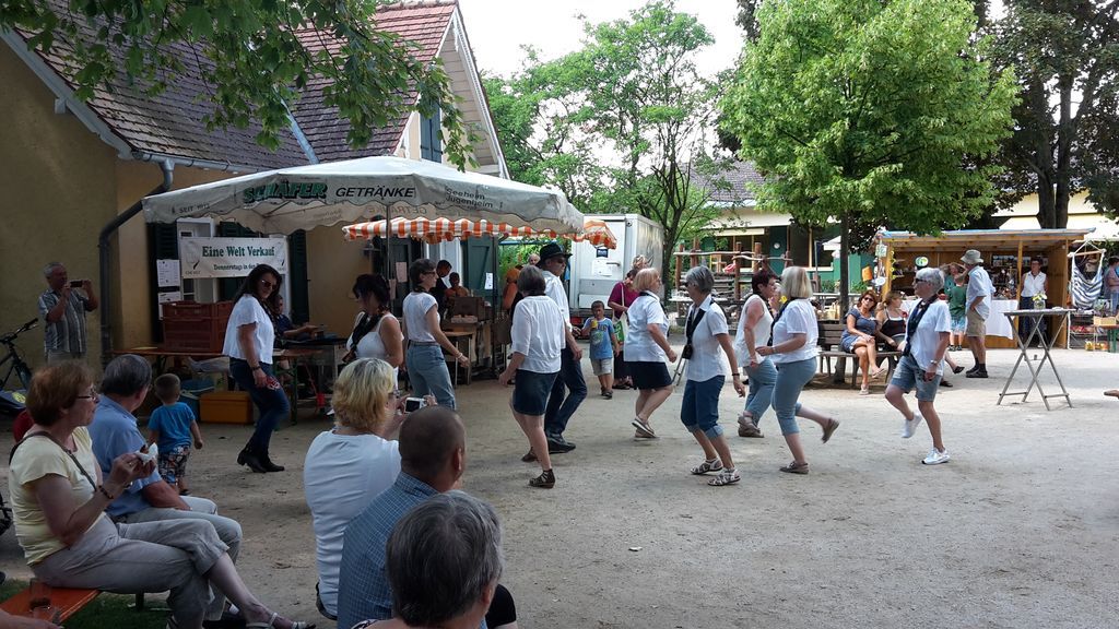 Linedance Auftritt beim evangelischen Gemeindefest in Jugenheim am 13. Juni