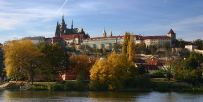 Blick auf den Hradschin (Hradčany, Burgstadt) mit Burg, Prag